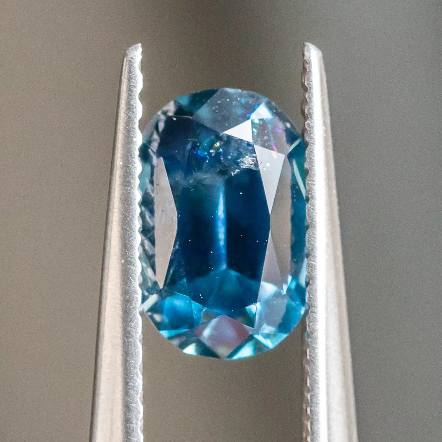 1.39CT DEEP BLUE TEAL ELONGATED CUSHION CUT MONTANA SAPPHIRE, 8.07X5.34MM