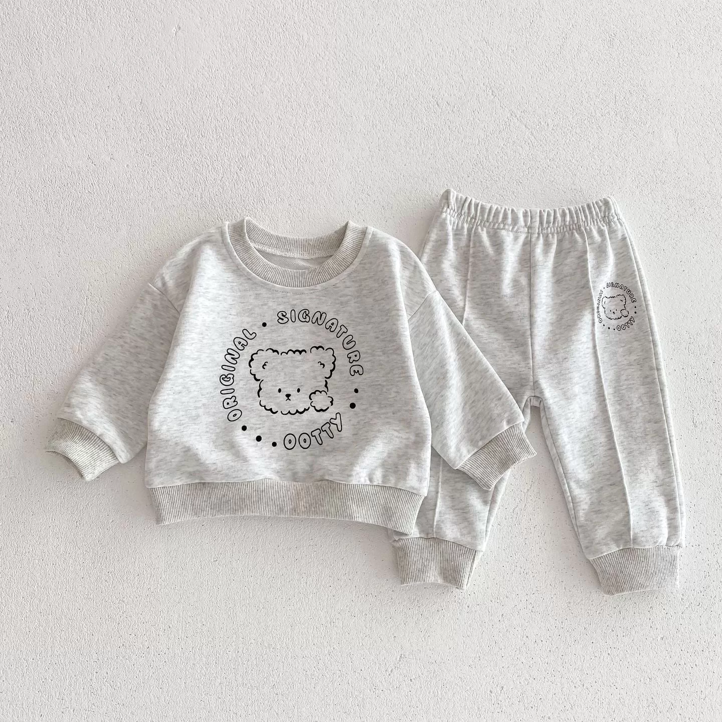 2 Pieces Set Baby Kid Girls Boys Letters Cartoon Tops And Solid Color Pants Wholesale 23101957