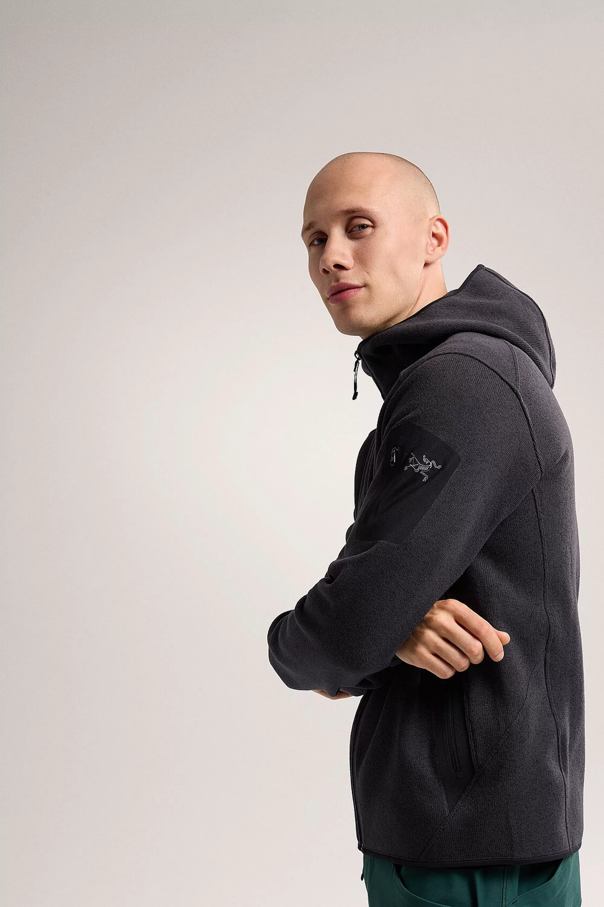 Arc'teryx Men's Covert Hoody in Black Heather II