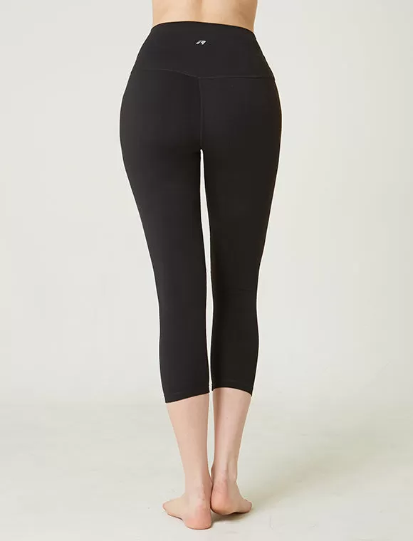 Basic Compass Capri Leggings 21