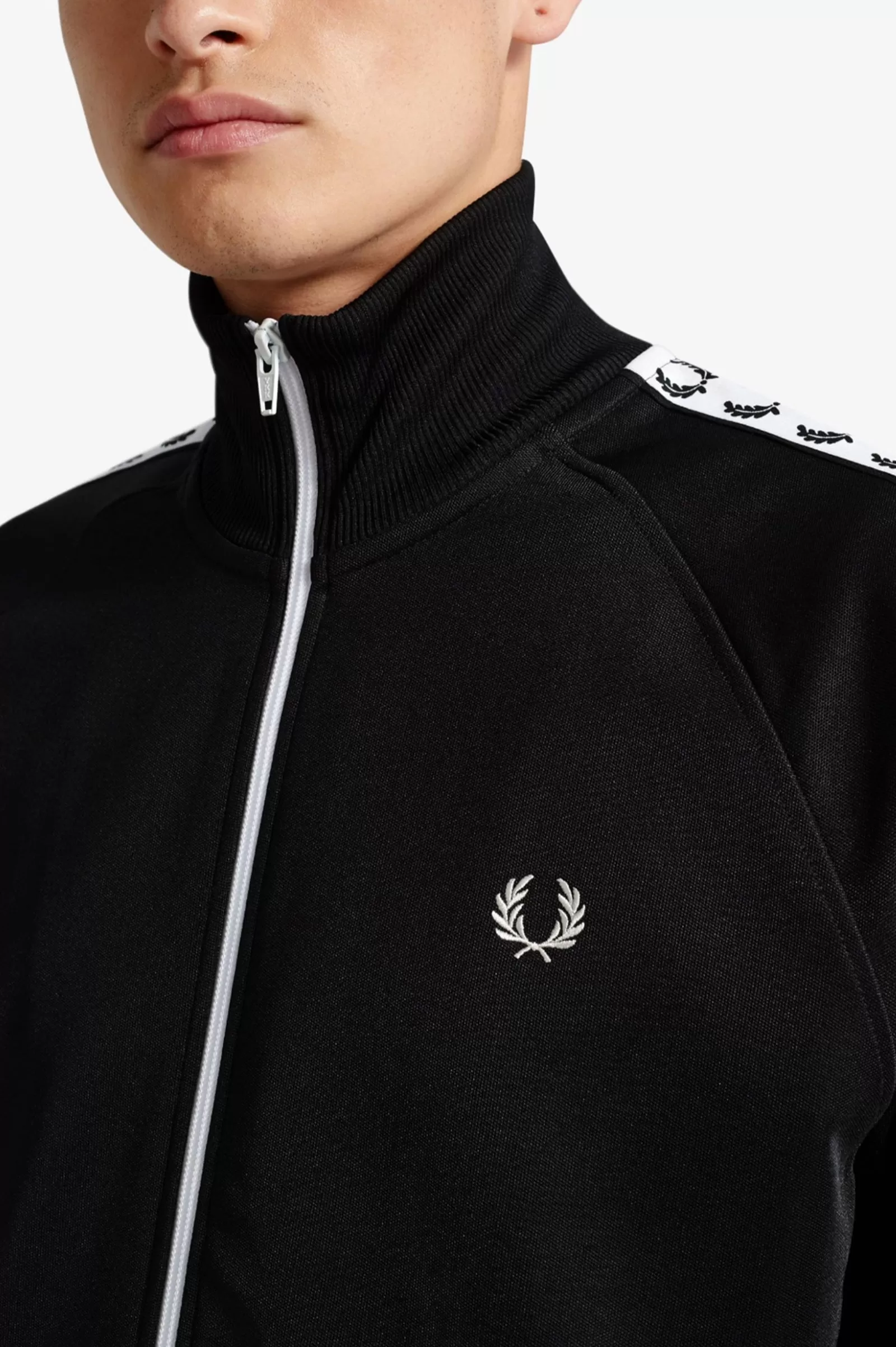 BLACK TAPED TRACK JACKET