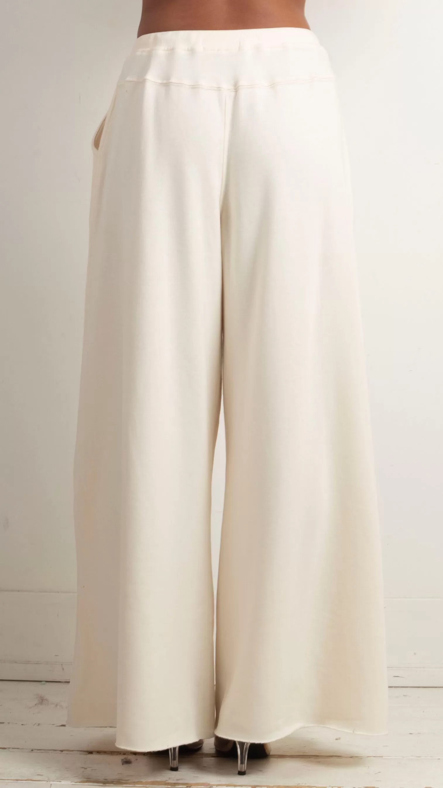 Cozy Wide Leg Sweatpant - Cream