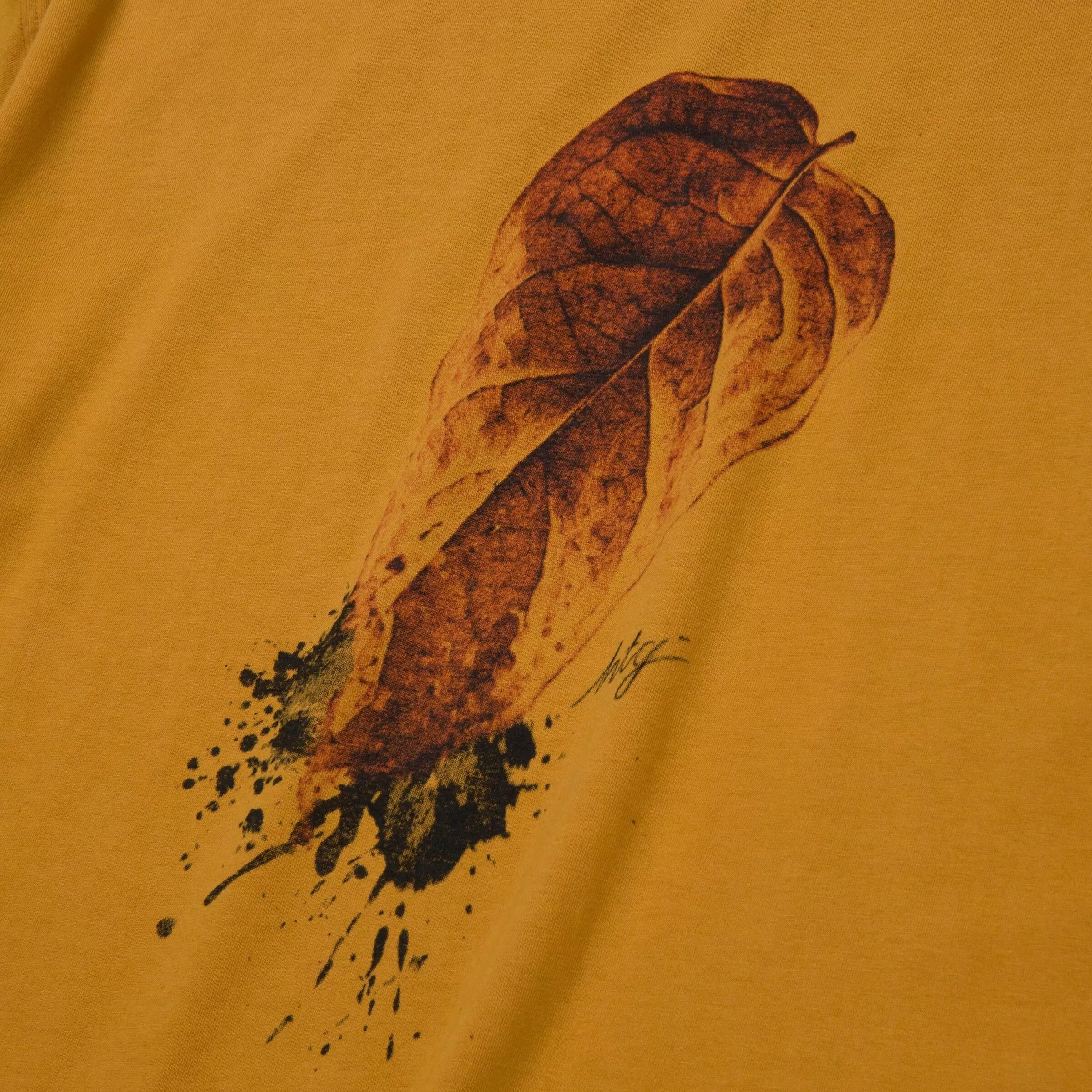 HTG LEAF SS TEE MUSTARD