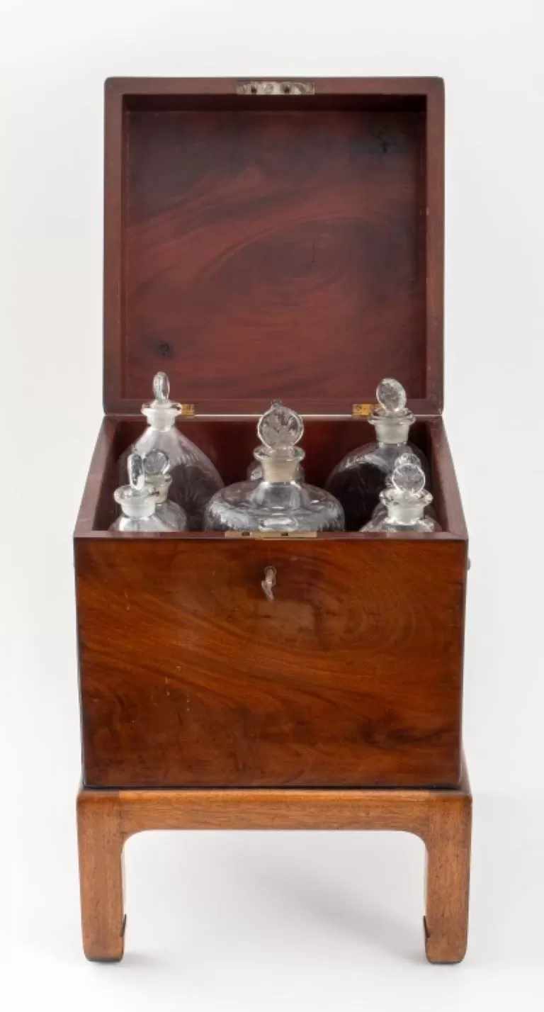 Late Regency Mahogany Cellarette with Bottles, 19C