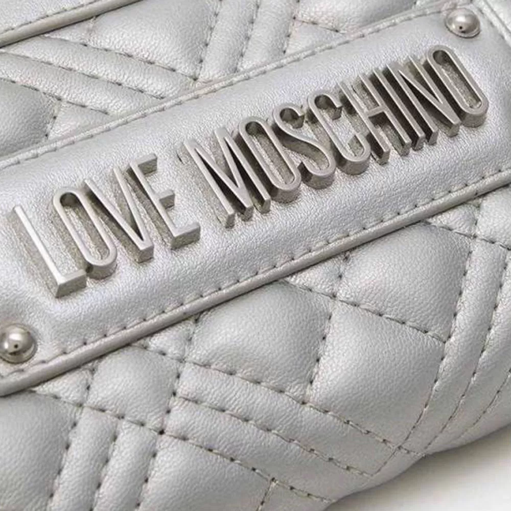 Portafoglio Donna Zip Around LOVE MOSCHINO linea Shiny Quilted Argento