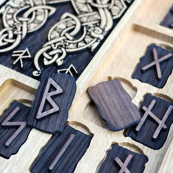 Rune Set (Odin) - Oak