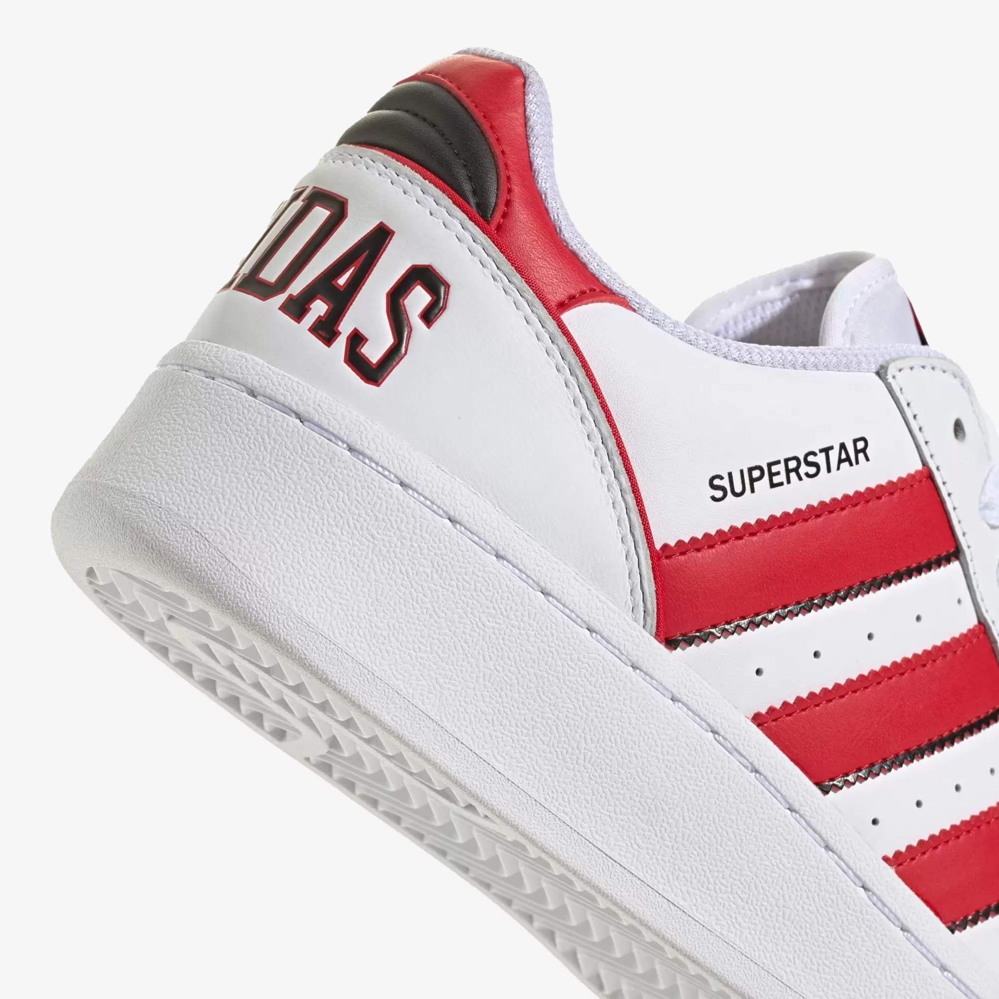 SUPERSTAR XLG 'CLOUD WHITE/BETTER SCARLET/CORE BLACK'